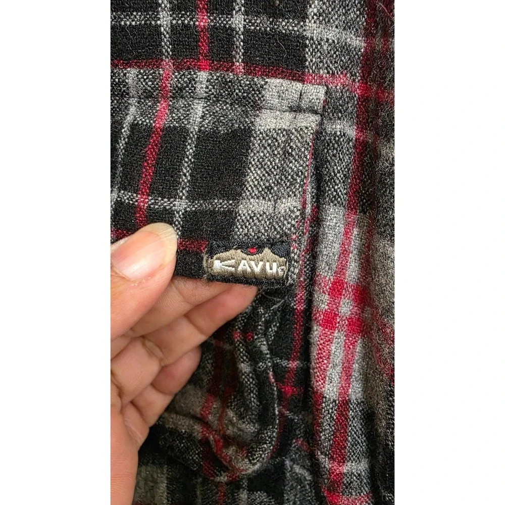 Kavu Men's Plaid Skater Utility Jacket Fleece Lining Black/Gray/Red Size Medium